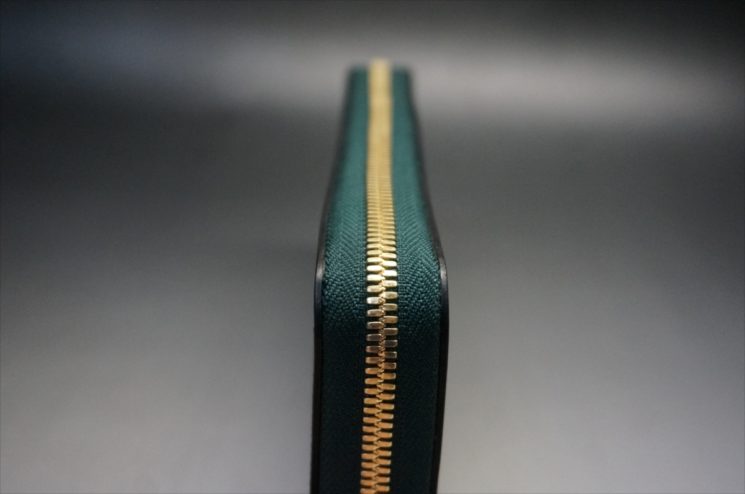 新喜皮革社製オイルコードバンのグリーンを使用したラウンドファスナー長財布(ゴールド色）-5