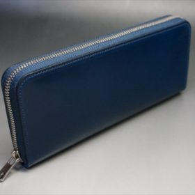 新喜皮革社製オイルコードバンのネイビーカラーのラウンドファスナー長財布（ファスナーシルバー）-2