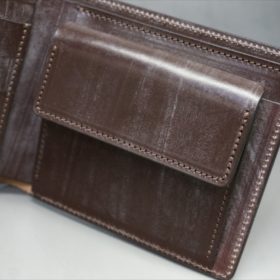 メトロポリタン社製ブライドルレザーのベンズ部位のダークブラウン色の二つ折り財布（ゴールド）-1-7