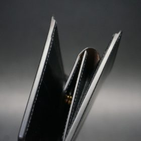 セドウィック社製ブライドルレザーのブラック色の二つ折り財布（ゴールド色）-1-4