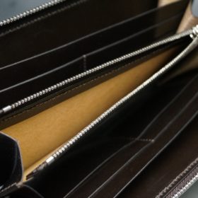 セドウィック社製ブライドルレザーのチョコ色のラウンドファスナー長財布（シルバー色）-1-12