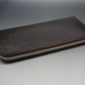 セドウィック社製ブライドルレザーのチョコ色のラウンドファスナー長財布（シルバー色）-1-6