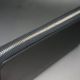 レーデルオガワ社製オイルコードバンのブラック色のラウンドファスナー長財布（シルバー色）-1-3