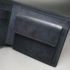 レーデルオガワ社製オイル仕上げコードバンのブラック色の二つ折り財布（ゴールド色）-1-7