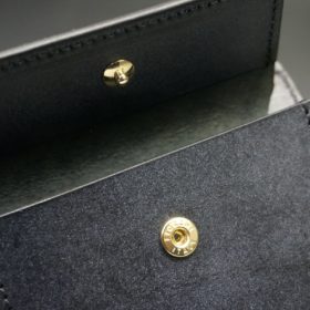 レーデルオガワ社製オイル仕上げコードバンのブラック色の二つ折り財布（ゴールド色）-1-9