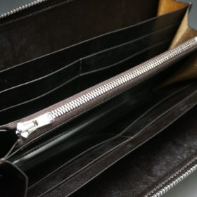 レーデルオガワ社製オイルコードバンのバーガンディ色のラウンドファスナー長財布（シルバー色）-1-7