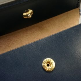 レーデルオガワ社製オイル仕上げコードバンのネイビー色の二つ折り財布（ゴールド色）-1-9