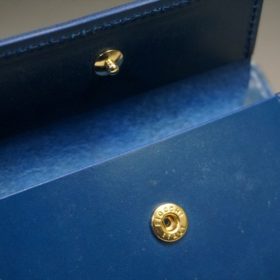 レーデルオガワ社製オイル仕上げコードバンのネイビー色の二つ折り財布（ゴールド色）-2-10