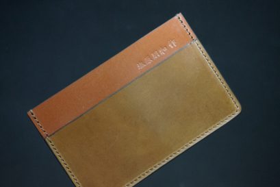 ホーウィン社製シェルコードバンのバーボン色のカードケース-1-1