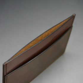 ホーウィン社製シェルコードバンのバーボン色のカードケース-1-7