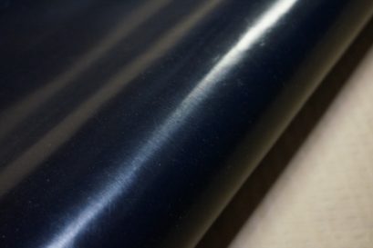 セドウィック社製ブライドルレザーのネイビー色の1.0mm厚-1-1