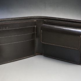 ホーウィン社製シェルコードバンのバーガンディ色の二つ折り財布（ゴールド色）-1-7