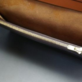 ロカド社製オイルコードバンのブラウン色のスタンダード長財布（ゴールド色）-1-8