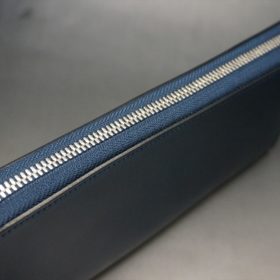 ロカド社製オイル仕上げコードバンのネイビー色のラウンドファスナー長財布（シルバー色）-1-4