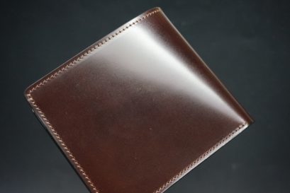 新喜皮革社製オイル仕上げコードバンのバーガンディ色の二つ折り財布（ゴールド色）-1-1