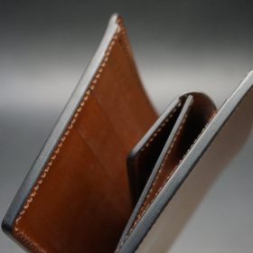 新喜皮革社製オイルコードバンのコニャック色の二つ折り財布（ゴールド色）-1-6