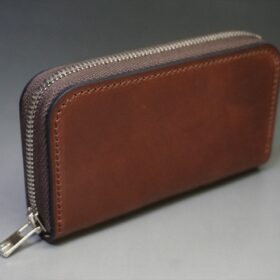ラウンドファスナーミニ財布の正面