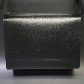 ショルダーバッグ(アメ豚/ブラック色/横25cm×縦20cm規格） - 画像 (2)
