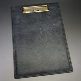 ブライドルレザー 床革バインダー(セドウィック社/ブラック色/金具:ゴールド色） - 画像 (2)