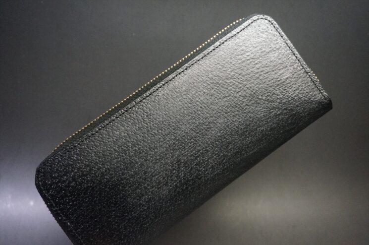 アメ豚（ブラック色）長財布