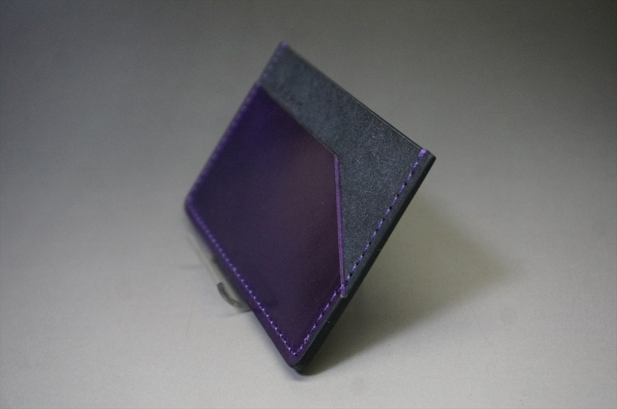 【新品未使用】シェルコードバン　ウルトラバイオレット　カードケース コードバン カードケース(ホーウィン社/ウルトラバイオレット色