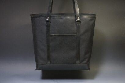 ブライドルレザーを使用したトートバッグ