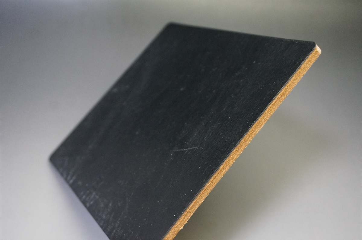 ブライドルレザー マウスパッド(J.ベイカー社/ブラック色) - 画像 (5)