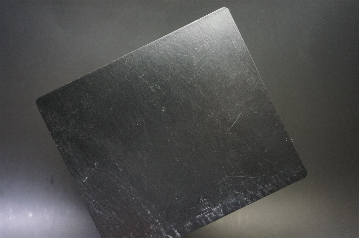 J.ベイカー社製ブライドルレザーのマウスパッド