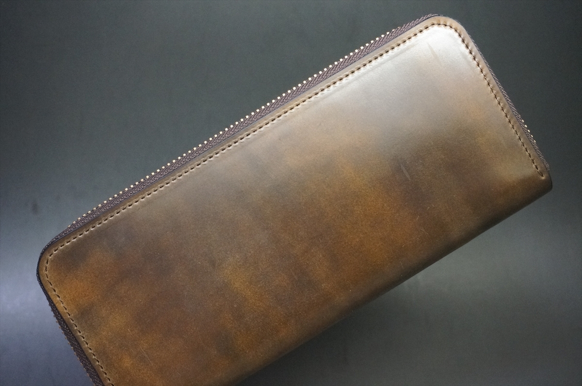 マーブルダークコニャック色のホーウィンコードバンの長財布