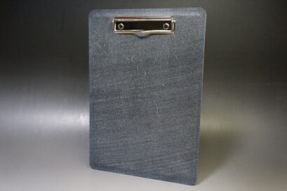 セドウィック社製ブライドルレザーの床革バインダー