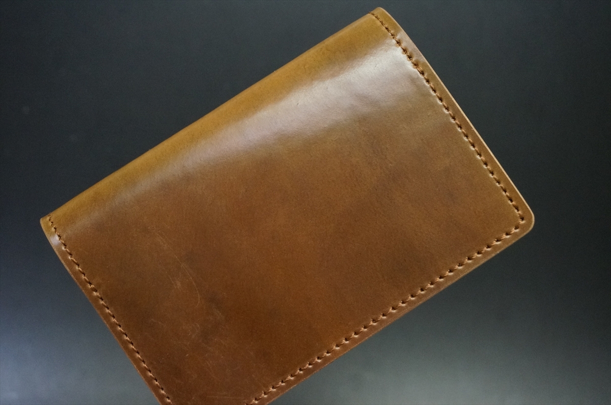 ホーウィン社製シェルコードバンを使用した名刺入れ