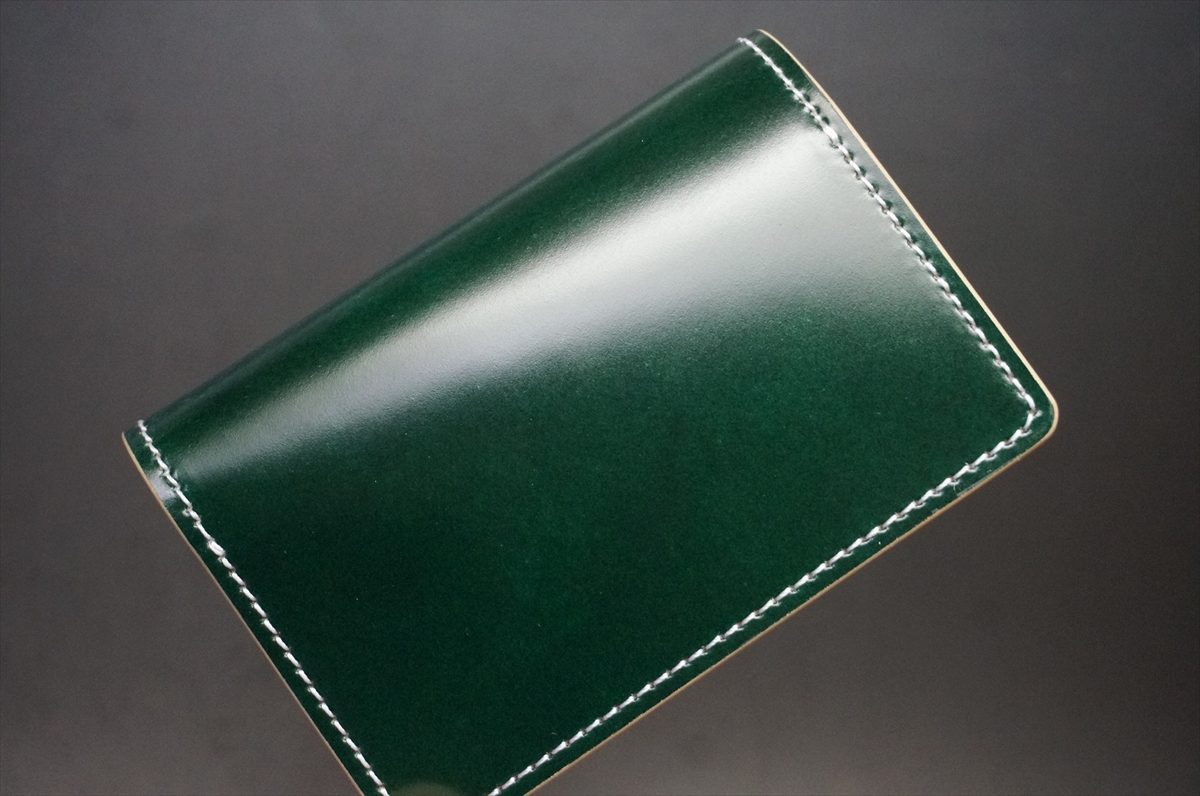 レーデルオガワ社製染料仕上げコードバンの名刺入れ