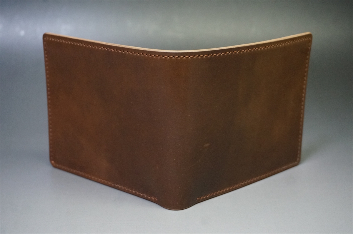 2月20日(金曜日)終了!コードバン 二つ折り財布(ホーウィン社/バーボン色/小銭入れ付きタイプ) - 画像 (2)