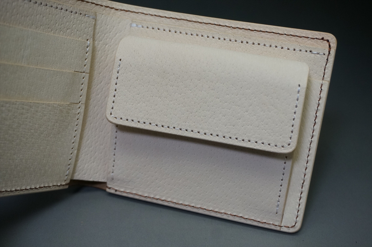 2月20日(金曜日)終了!コードバン 二つ折り財布(ホーウィン社/バーボン色/小銭入れ付きタイプ) - 画像 (9)