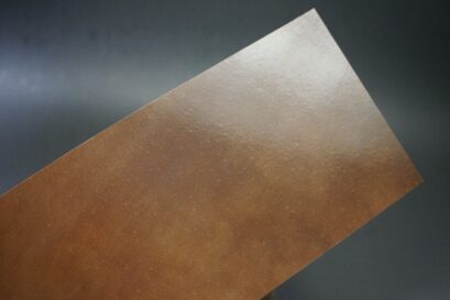 ホーウィンコードバンのバーボン色の二つ折り財布用パーツ