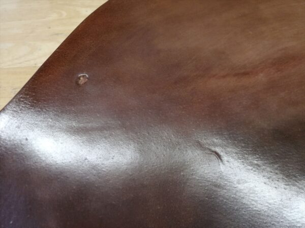 表面のキズ部分