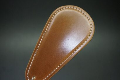 ホーウィン社製シェルコードバンを使用した靴べら