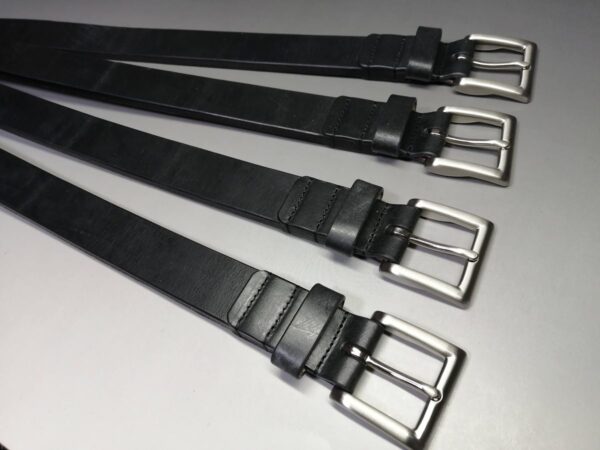 J.ベイカー社製ブライドルレザーの即決お買い得品ベルト